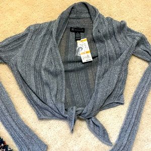 NWT INC INTERNATIONAL Shrug/Open Cardigan Silver Metallic Size Small